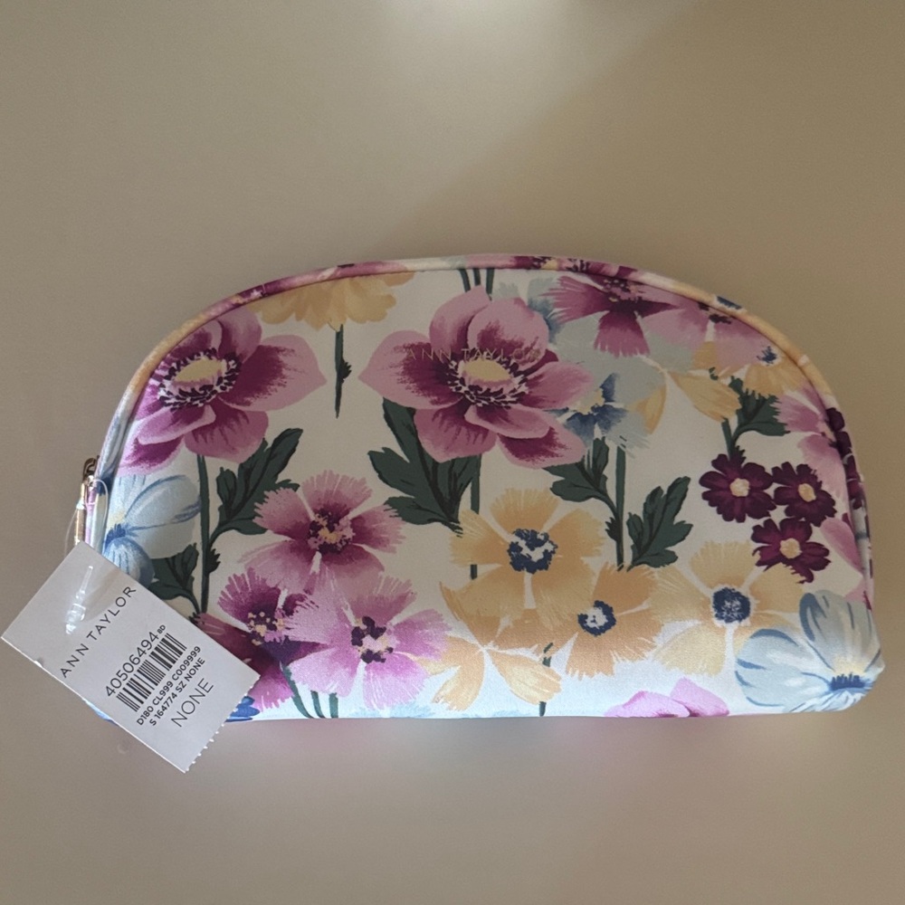 Ann Taylor Women’s Colorful Floral Pouch OS NWT